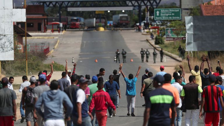 Le président Nicolas Maduro a ordonné la fermeture de la frontière 