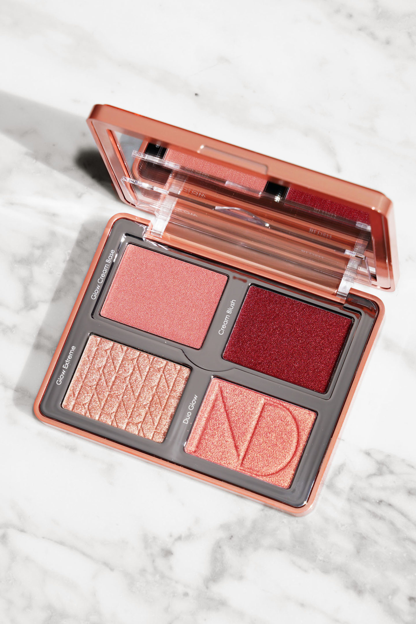 Natasha Denona Bloom - Examen de la palette de blush & glow et de ses nuances