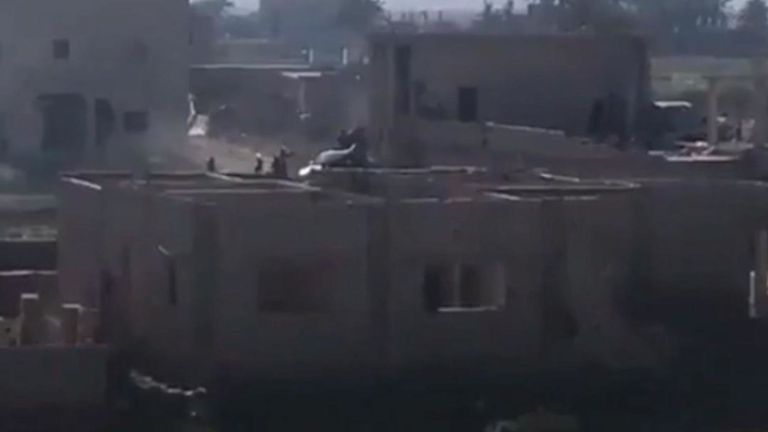 Les forces de la coalition combattent un Etat islamique à Baghouz