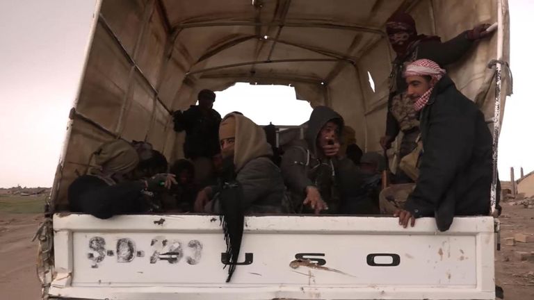 Certains militants hardcore ont continué à se battre plutôt que de partir