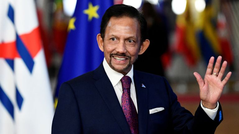 Le sultan de Brunei est responsable du pays, qui est soumis à la charia