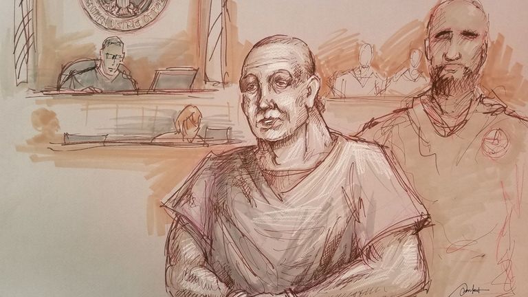 Sayoc dans le dessin d'un artiste lors de sa comparution devant un tribunal fédéral de Miamia 