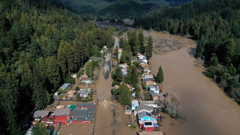 Guerneville se situe dans la région viticole du nord de la Californie 