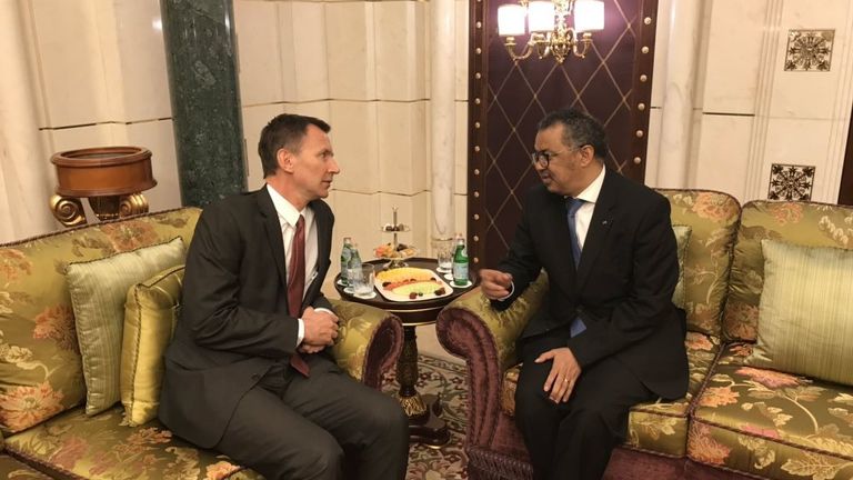 Jeremy Hunt (à gauche) avec le directeur de l’OMS à Djeddah. Pic: Jeremy Hunt