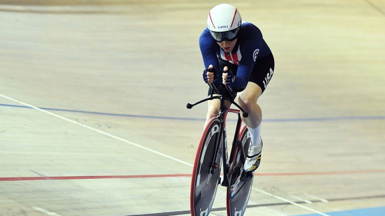 La cycliste a expliqué avoir tenté de concilier sa carrière sportive avec son travail universitaire