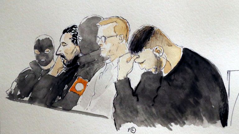 Dessin de la Cour de Mehdi Nemmouche et de Nacer Bendrer lors du procès