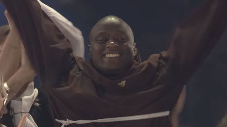 M. Tabichi enseigne dans une école d'un village pauvre du Kenya. Pic: La Fondation Varkey