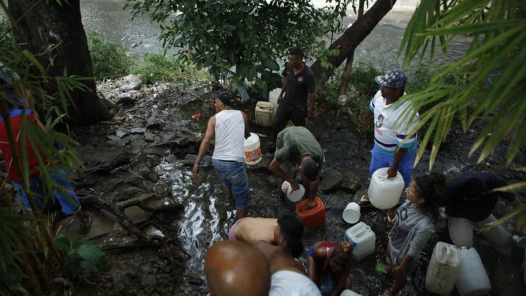 La capitale du Venezuela n’a toujours pas le pouvoir de pomper de l’eau.