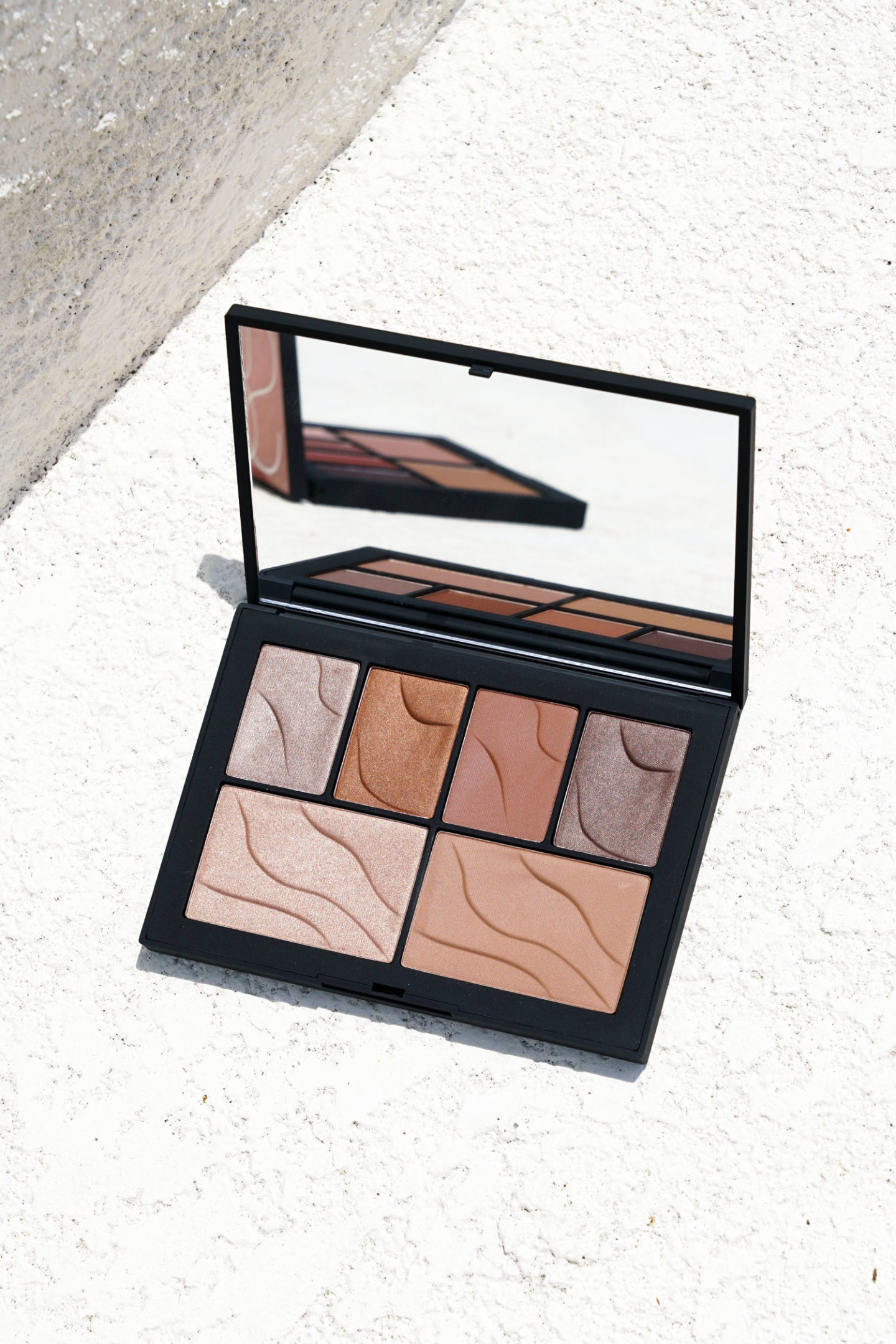 Revue de la NARS Summer Lights Face Palette