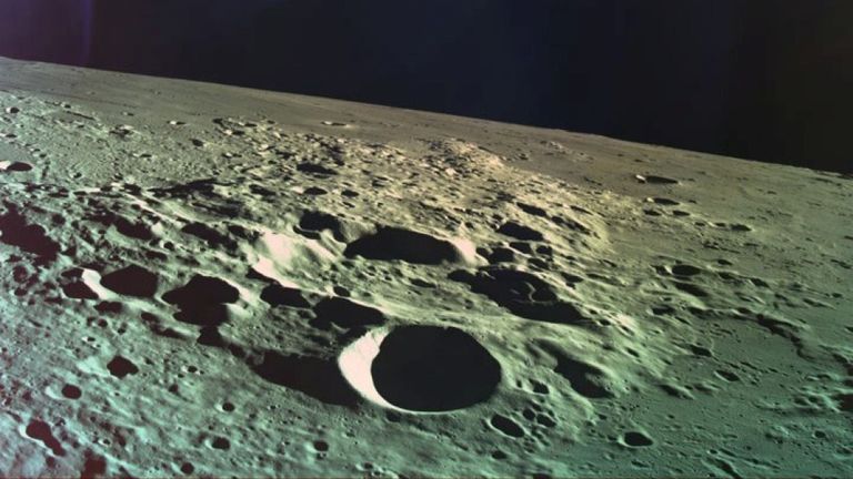 Une image prise par le vaisseau spatial israélien Beresheet lors de son atterrissage sur la lune