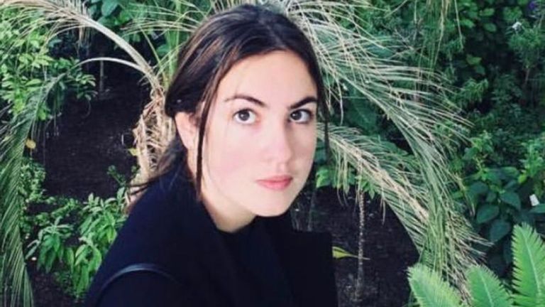Paris se pleure de dormir, dit Laleh Sharavesh. Pic: Détenu à Dubaï