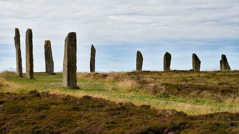 L'un des anciens cercles de pierre d'Orkney