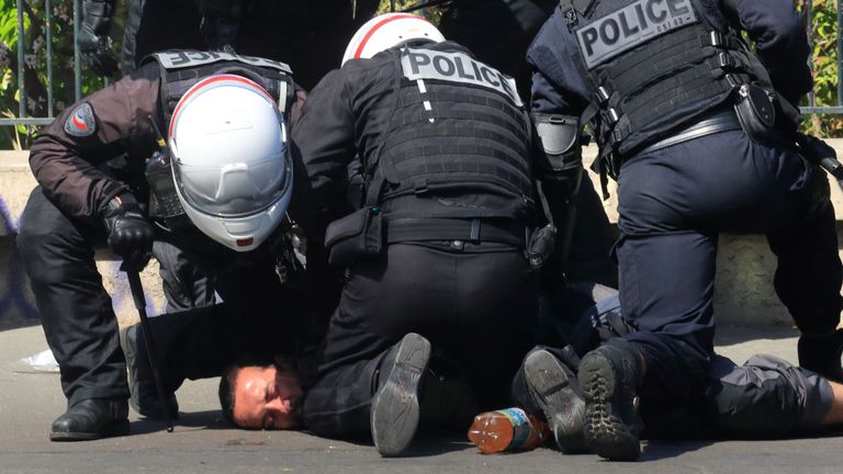 Selon la police parisienne, 126 arrestations ont eu lieu dans le cadre des manifestations de samedi