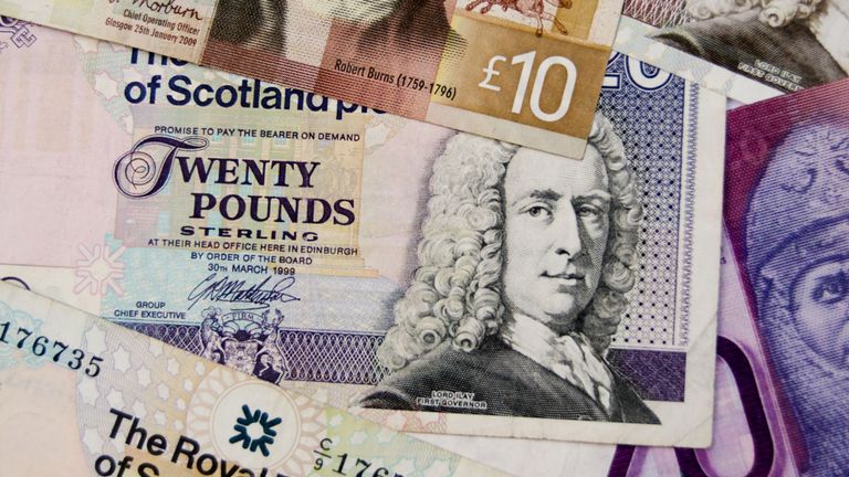Les billets écossais sont la monnaie légale au Royaume-Uni mais, contrairement à la croyance populaire, ils n'ont pas cours légal