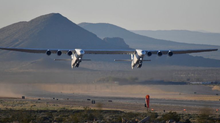 Le Stratolaunch est conçu pour lancer des fusées en orbite