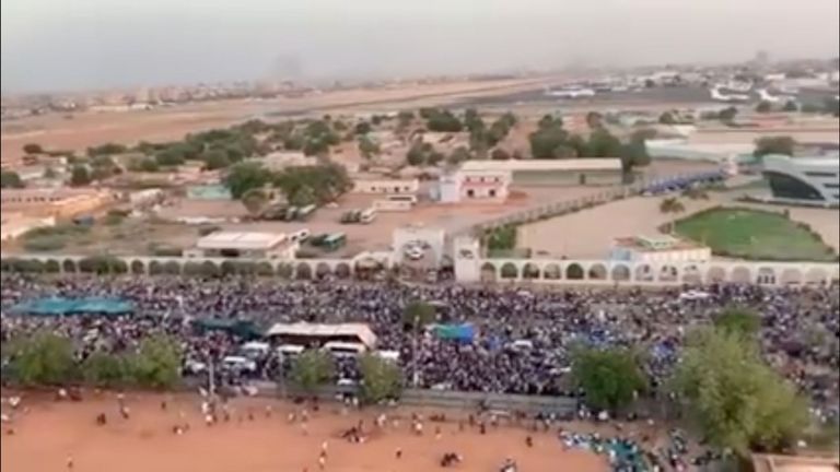 Les manifestations ont fait rage au Soudan