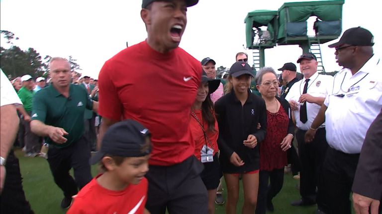 Tiger Woods et sa famille après sa victoire