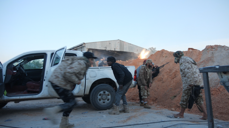 De violents combats ont éclaté à Tripoli