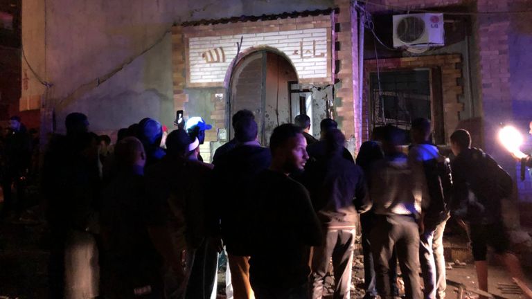 Au moins quatre personnes ont été tuées et 20 blessées lors des attaques de nuit