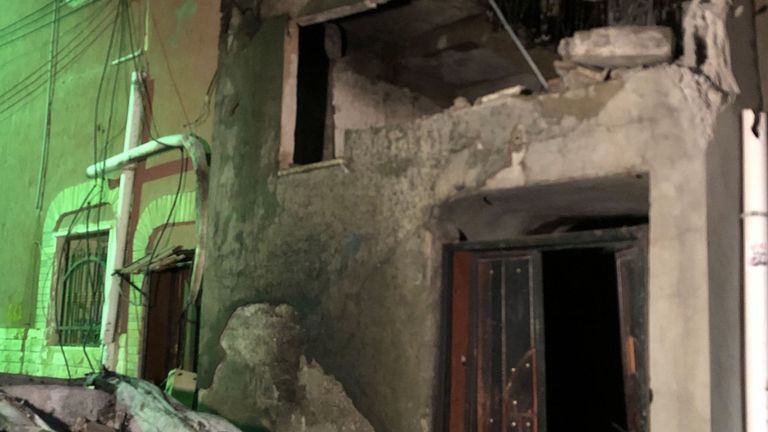 Dommages causés par une attaque à la roquette à Abu Salim, Tripoli.