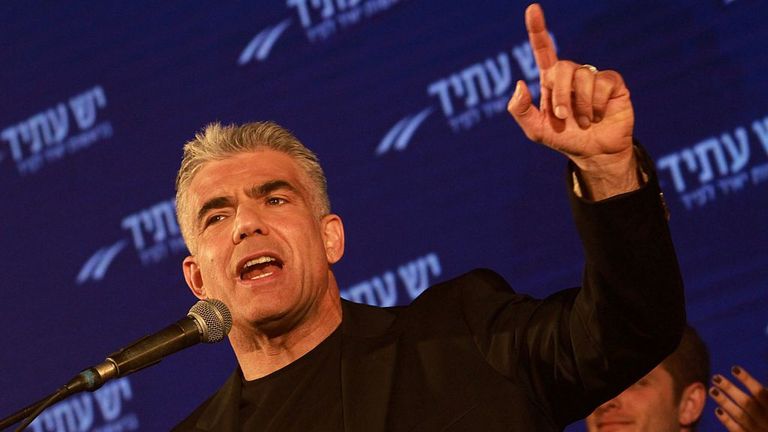 Yair Lapid a donné sa chance au premier ministre sortant