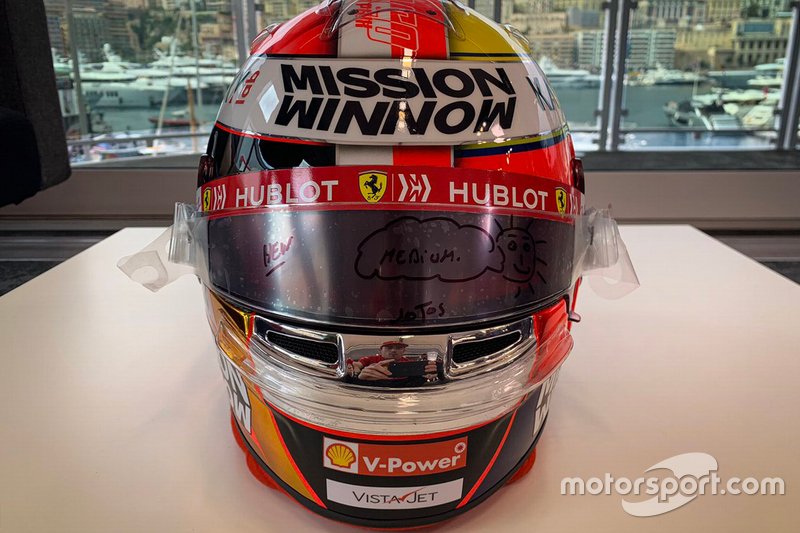 Casque de Charles Leclerc, Ferrari