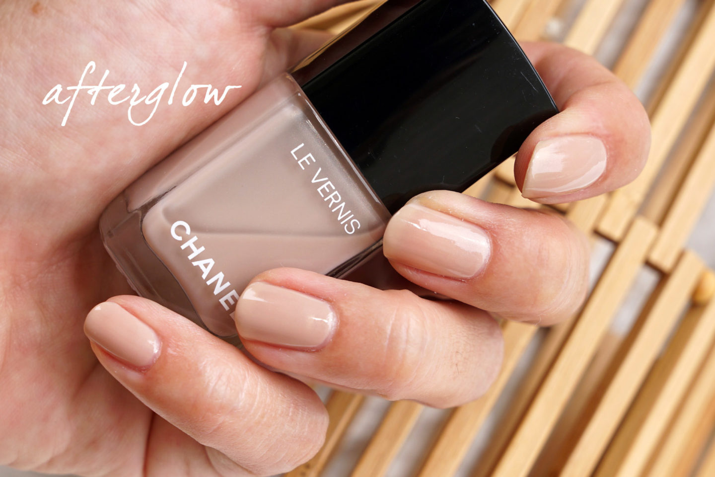 Croisière Chanel 2019 Beauté Le Vernis Afterglow | Le look book beauté