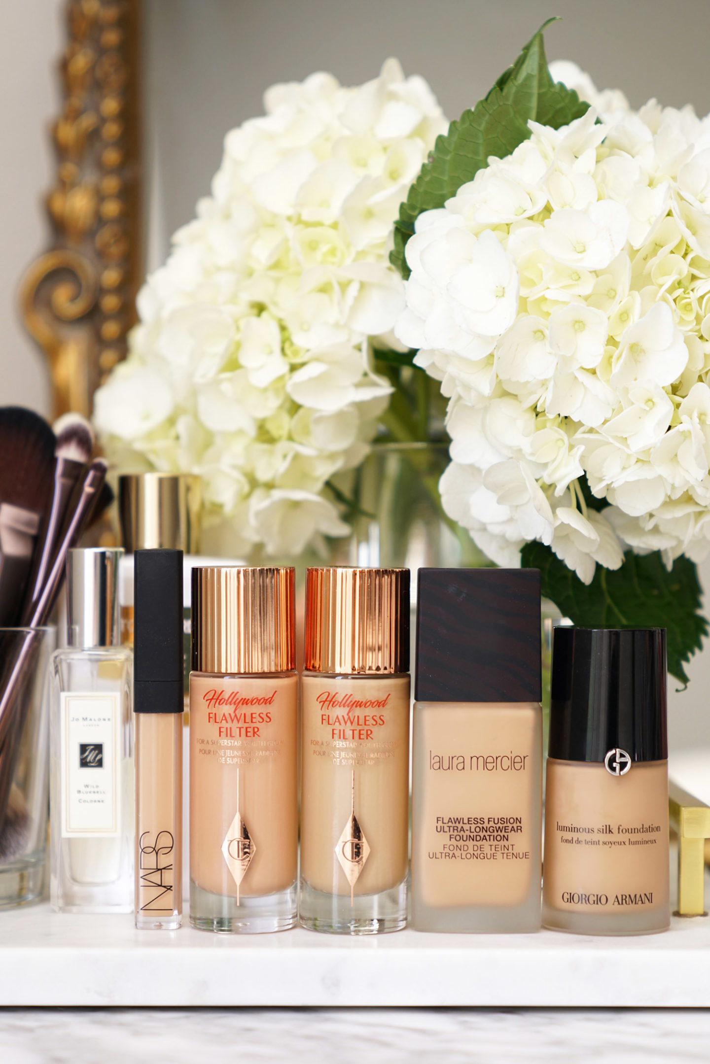 Bases de maquillage préférées NARS, Charlotte Tilbury, Laura Mercier et Armani Luminous Silk