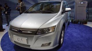 Voiture électrique BYD à un salon automobile en Chine