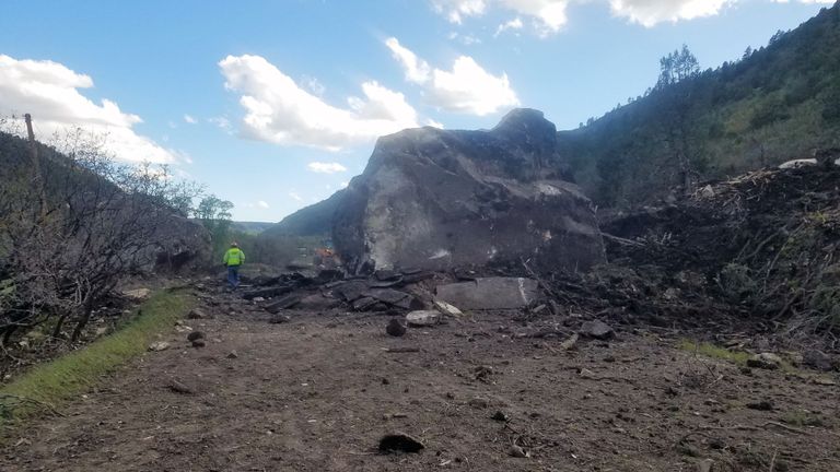 Un énorme glissement rocheux déclenche la fermeture d'une route du Colorado, pour une durée indéterminée