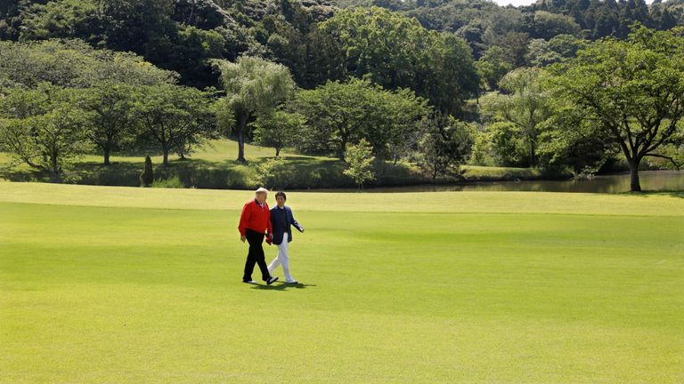 M. Trump et M. Abe ont joué au golf ensemble cinq fois 