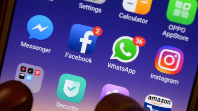 Les services sont tous la propriété de Facebook
