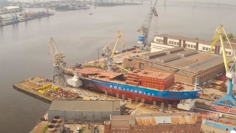 La Russie a lancé un brise-glace à propulsion nucléaire