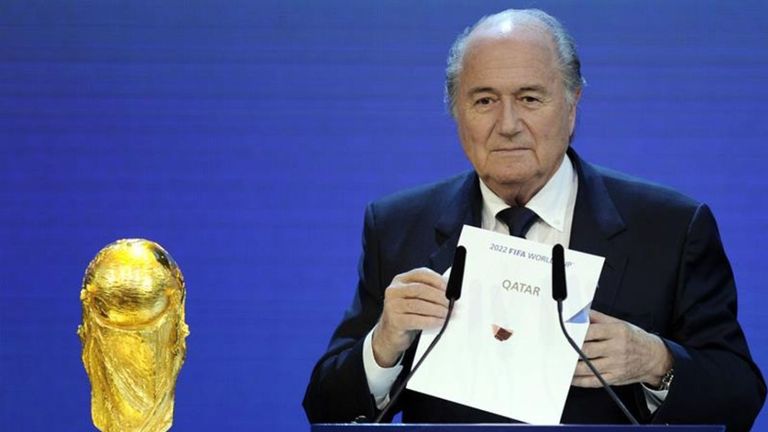 Le président de la FIFA, Sepp Blatter, a révélé que le Qatar serait l'hôte de la Coupe du monde 2022 en 2010
