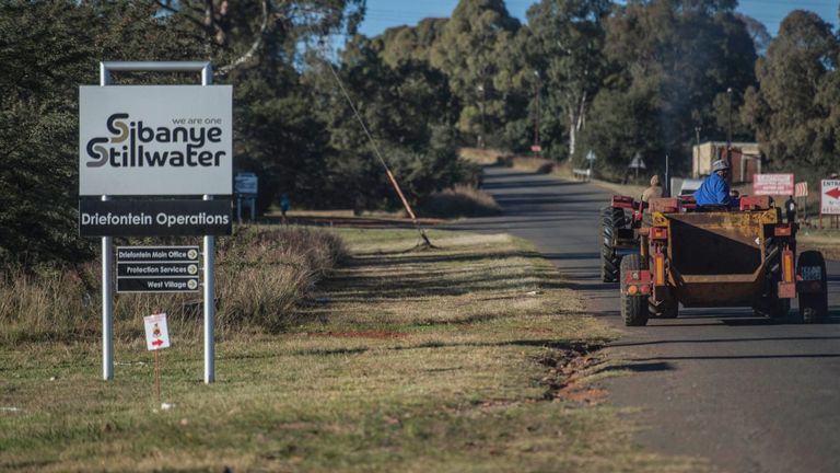 Des mineurs se sont retrouvés coincés dans un puits à Rustenberg, dirigé par la société minière Sibanye Stillwater