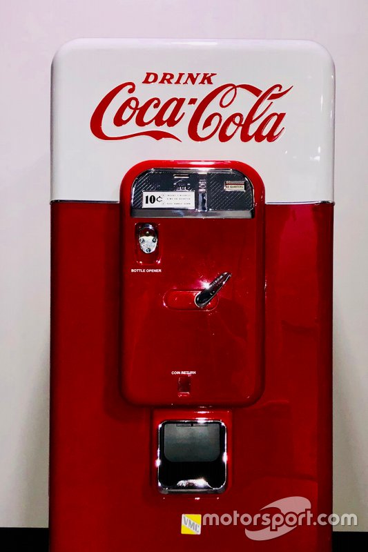 Machine à coke vintage