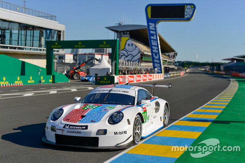 # 93 Porsche GT Team Porsche 911 RSR