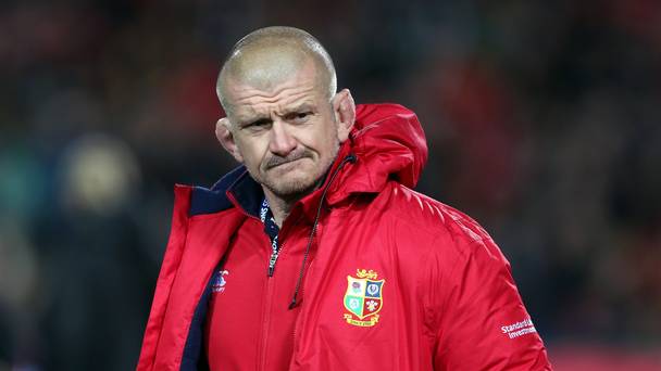 Munster a "plus de travail à faire en tant qu'entraîneur", comme l'attend la province, Larkham, après s'être assuré de Rowntree
