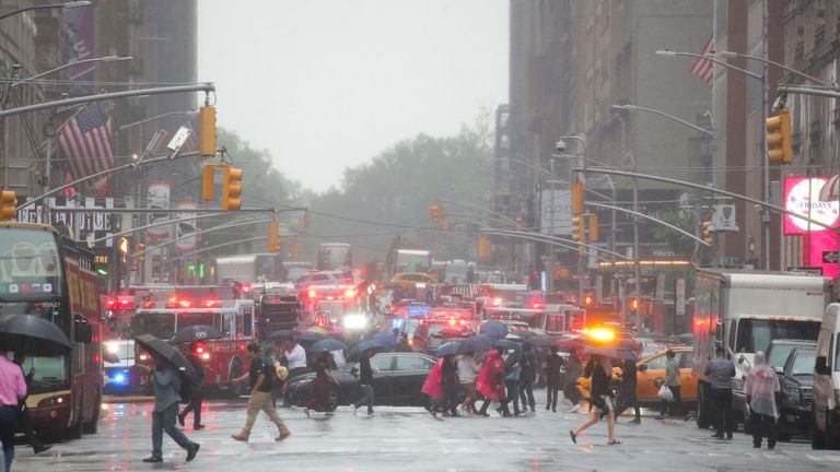Un hélicoptère s'est écrasé dans un bâtiment à Manhattan