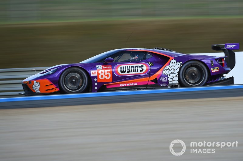 Ford GT n ° 85 de Keating Motorsports: Ben Keating, Jeroen Bleekemolen, Felipe Fraga. 
