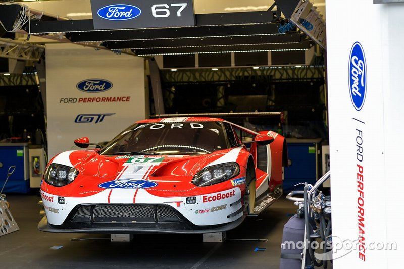 Ford GT n ° 67 Ganassi Racing: Andy Priaulx, Harry Tincknell et Jonathan Bomarito
