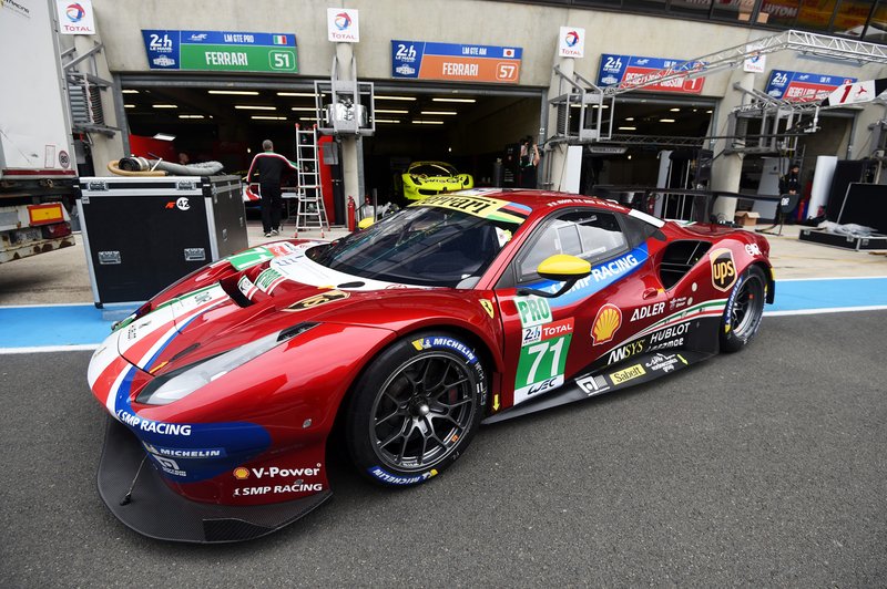 Ferrari 488 GTE EVO AF Corse n ° 71