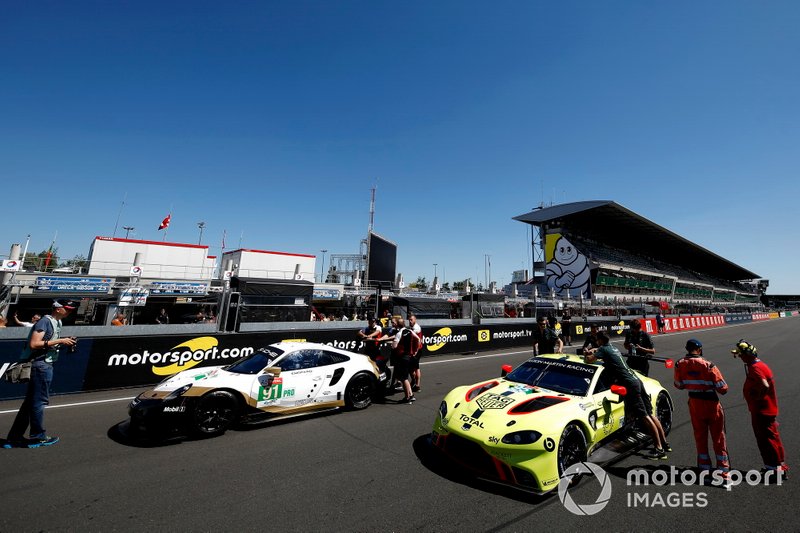 Porsche 911 RSR # 91 Porsche GT Team: Richard Lietz, Gianmaria Bruni, Frédéric Makowiecki, Aston Martin Racing # 95 Aston Martin Vantage AMR: Marco Sorensen, Nicki Thiim, Darren Turner, Russ Gunn
