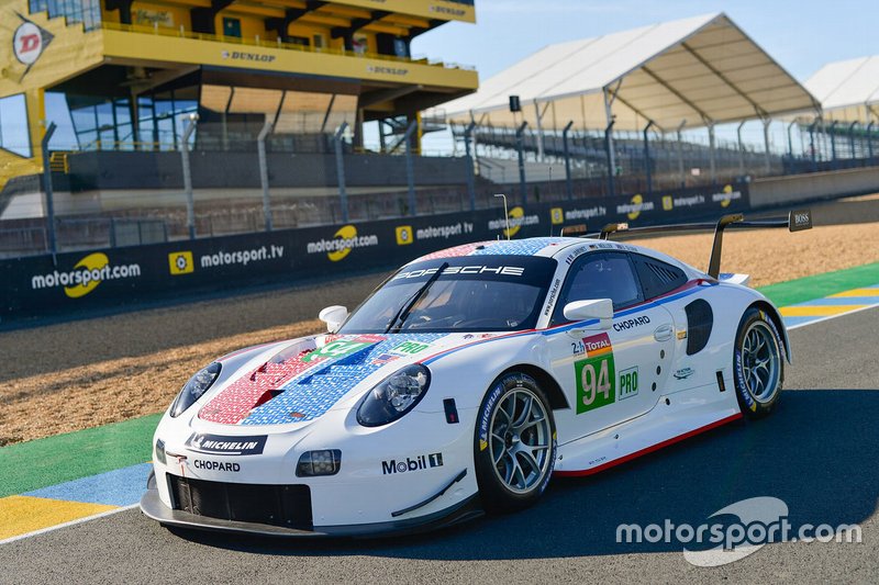 Porsche 911 RSR # 94 Porsche GT: Sven Müller, Mathieu Jaminet et Dennis Olsen