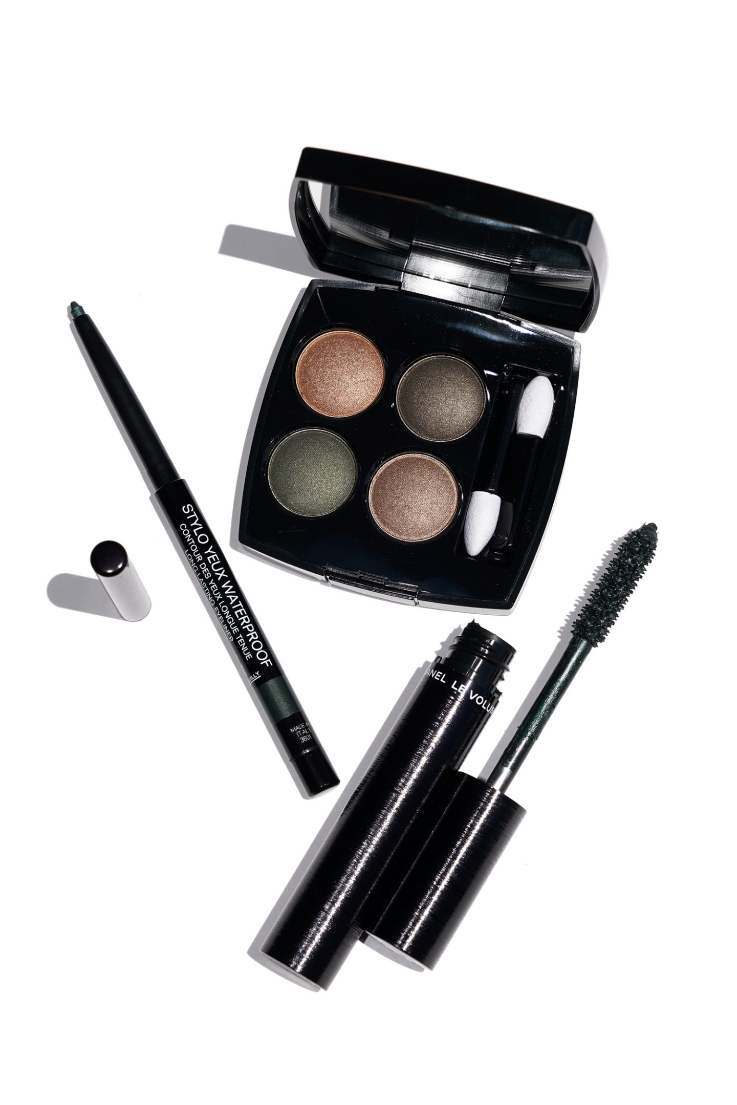Chanel Flou Green Eye Collection examen | Le look book beauté