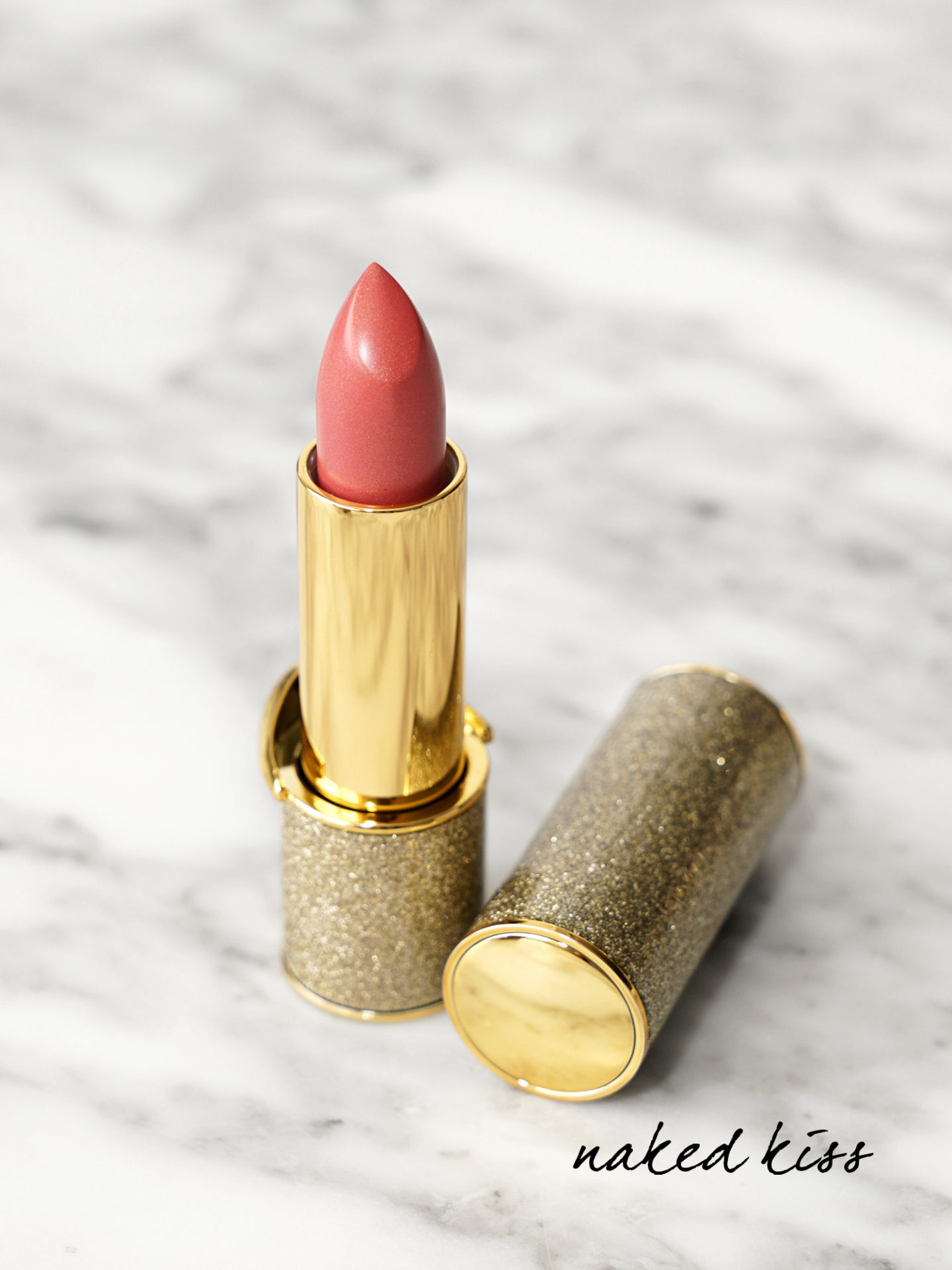 Rouge à lèvres Pat McGrath BlitzTrance Naked Kiss | Le look book beauté