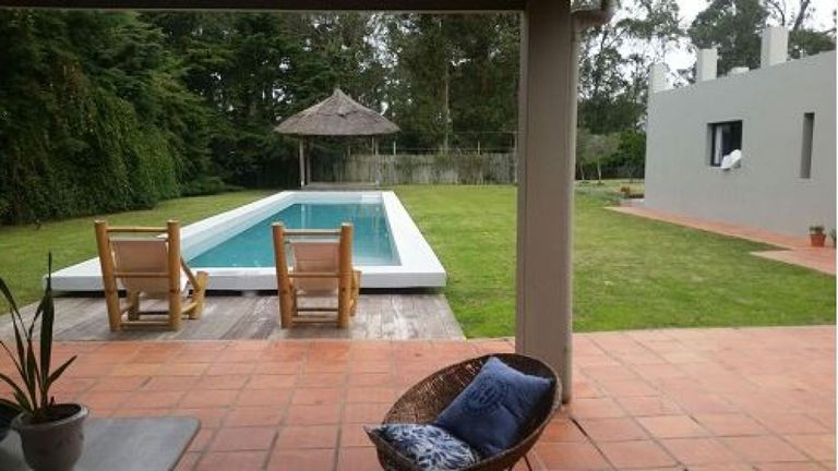La piscine de Salve dans la station balnéaire de Punta del Este. Pic. Ministère de l'intérieur uruguayen