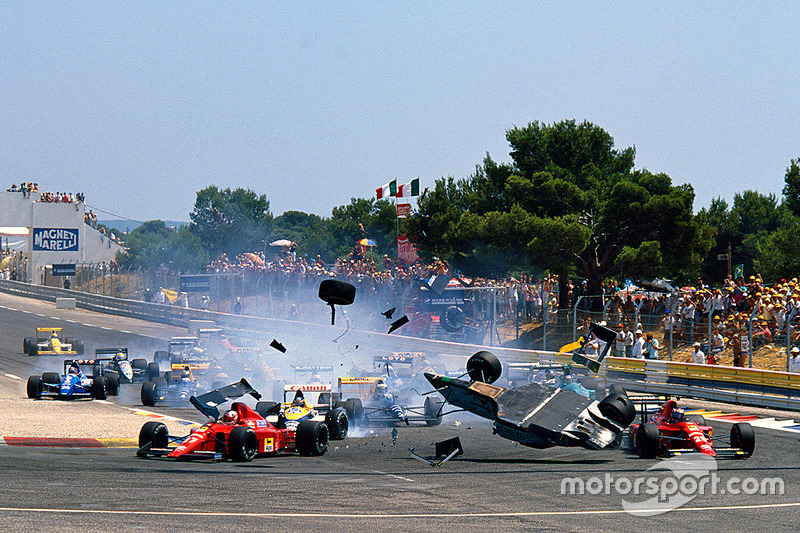 Début: énorme crash pour Mauricio Gugelmin, Leyton House, mars CG891