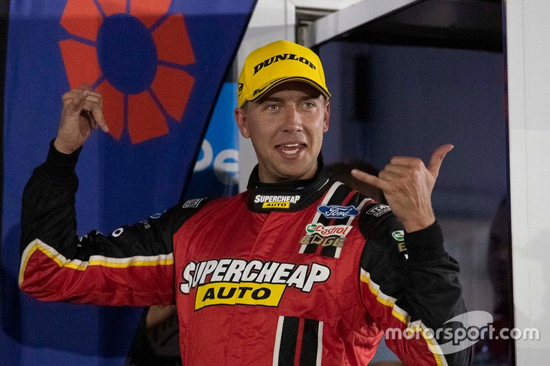 Podium: troisième place Chaz Mostert, Tickford Racing Ford