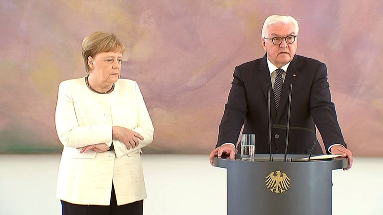Mme Merkel tremblait aux côtés du président allemand Frank-Walter Steinmeier